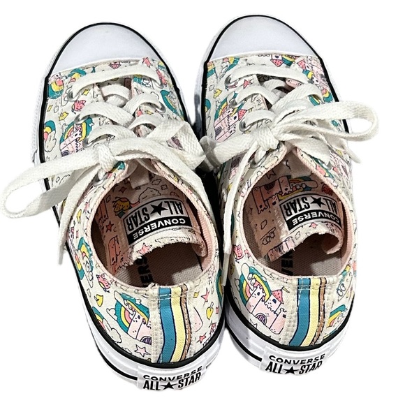 Converse Low Top All Star Chuck Taylors Lace Up Rainbows & Castles Shoes Sz 3 - Picture 4 of 6